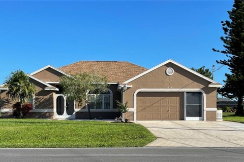 Villa ou maison à Rotonda, Floride 3 chambres, 149.11 m2 № 2373452