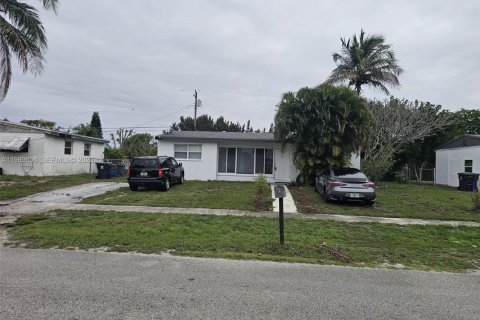 Купить виллу или дом в Палм-Бич, Флорида 3 спальни, 90.86м2, № 2051680 - фото 2