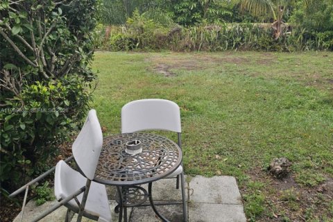 Купить виллу или дом в Палм-Бич, Флорида 3 спальни, 90.86м2, № 2051680 - фото 28