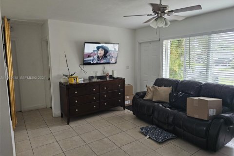 Купить виллу или дом в Палм-Бич, Флорида 3 спальни, 90.86м2, № 2051680 - фото 7