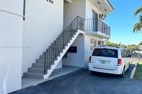 Appartement à louer à Miami, Floride: 1 chambre, 60.39 m2 № 2041775 - photo 3