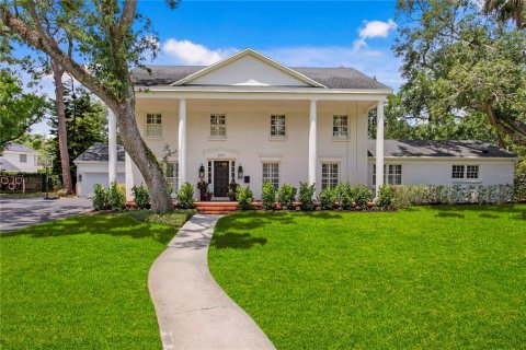 Снять в аренду виллу или дом в Тампа, Флорида 5 комнат, 434.5м2, № 1782248 - фото 1