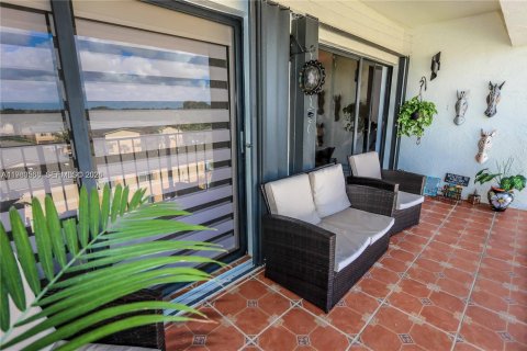 Condominio en venta en Miami, Florida, 2 dormitorios, 111.48 m2 № 2044046 - foto 16