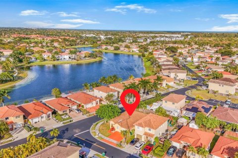 Casa en alquiler en Cutler Bay, Florida, 4 dormitorios, 154.96 m2 № 1942913 - foto 22