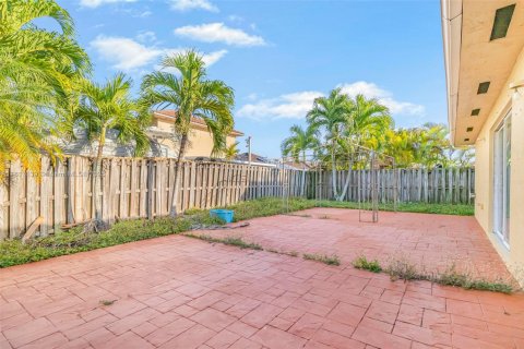 Casa en alquiler en Cutler Bay, Florida, 4 dormitorios, 154.96 m2 № 1942913 - foto 16