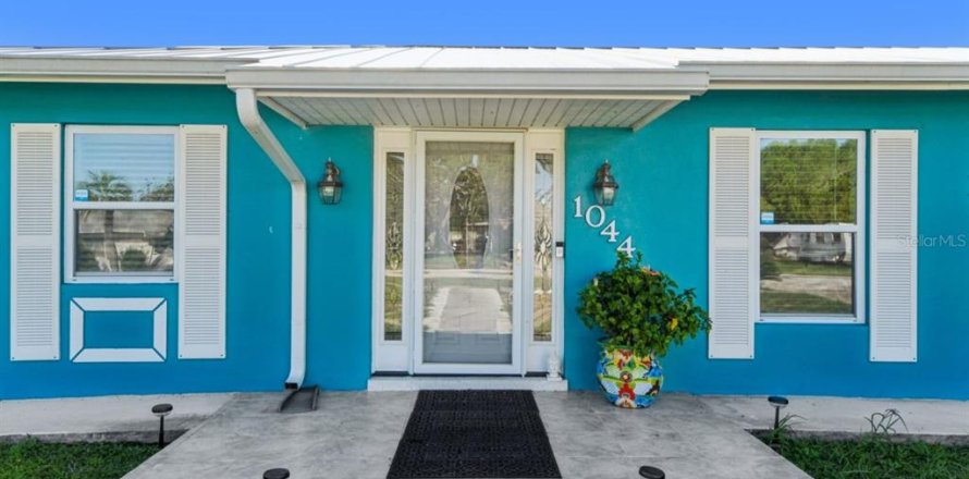 Villa ou maison à Spring Hill, Floride 3 chambres, 198.53 m2 № 2432632