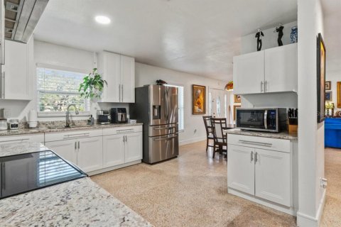Villa ou maison à vendre à Spring Hill, Floride: 3 chambres, 198.53 m2 № 2432632 - photo 24