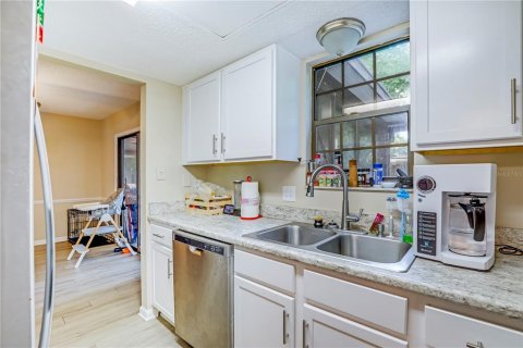 Touwnhouse à vendre à Orange Park, Floride: 3 chambres, 124.77 m2 № 1765473 - photo 16