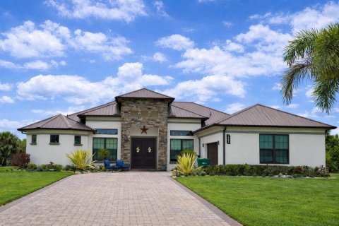 Casa en venta en Okeechobee, Florida, 3 dormitorios, 214.6 m2 № 2177561 - foto 5