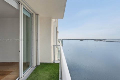 Condominio en venta en Miami, Florida, 2 dormitorios, 105.91 m2 № 2436035 - foto 9