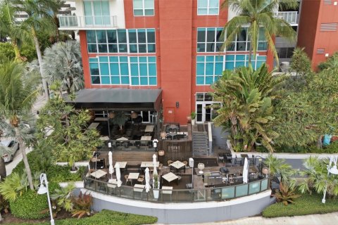 Condominio en venta en Miami, Florida, 2 dormitorios, 105.91 m2 № 2436035 - foto 14