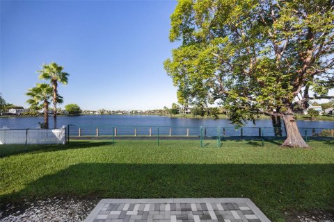 Villa ou maison à vendre à Cutler Bay, Floride: 4 chambres, 189.52 m2 № 1951112 - photo 25
