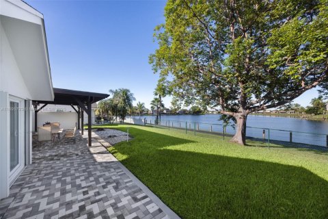 Villa ou maison à vendre à Cutler Bay, Floride: 4 chambres, 189.52 m2 № 1951112 - photo 22