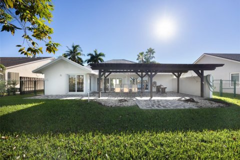 Villa ou maison à vendre à Cutler Bay, Floride: 4 chambres, 189.52 m2 № 1951112 - photo 24