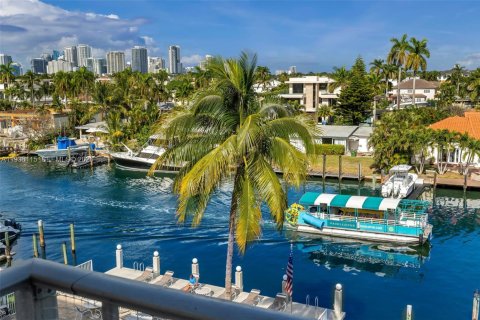 Condo in Fort Lauderdale, Florida, 1 bedroom  № 1998453 - photo 4