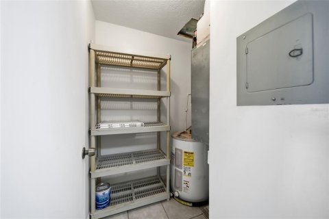Condo in Tampa, Florida, 1 bedroom № 2201568 - photo 17