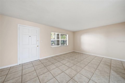 Condo in Tampa, Florida, 1 bedroom № 2201568 - photo 4