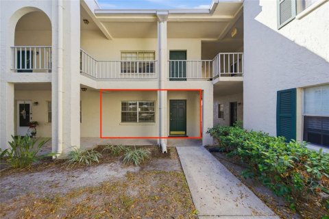 Condo in Tampa, Florida, 1 bedroom № 2201568 - photo 2