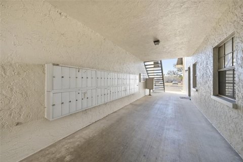 Condo in Tampa, Florida, 1 bedroom № 2201568 - photo 27