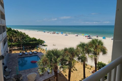 Condo in Indian Shores, Florida, 2 bedrooms  № 1829438 - photo 3