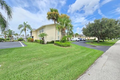 Condo à Vero Beach, Floride, 2 chambres  № 2278380