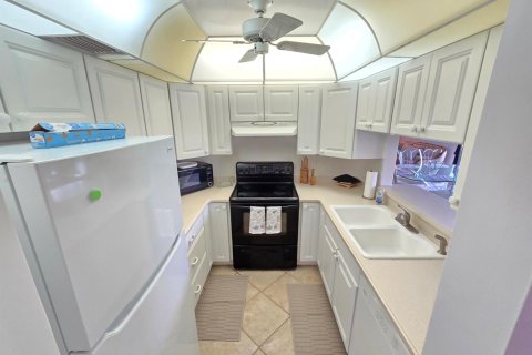 Copropriété à louer à Vero Beach, Floride: 2 chambres, 92.9 m2 № 2278380 - photo 6