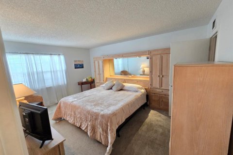 Copropriété à louer à Vero Beach, Floride: 2 chambres, 92.9 m2 № 2278380 - photo 15