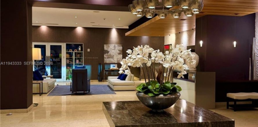 Condo in Miami, Florida, 2 bedrooms  № 2000301