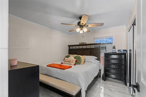 Casa en venta en Miami, Florida, 3 dormitorios, 113.34 m2 № 1842655 - foto 17