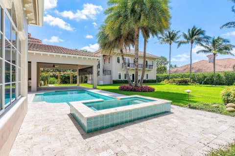 House in Boca Raton, Florida 6 bedrooms, 581.2 sq.m. № 368513 - photo 1