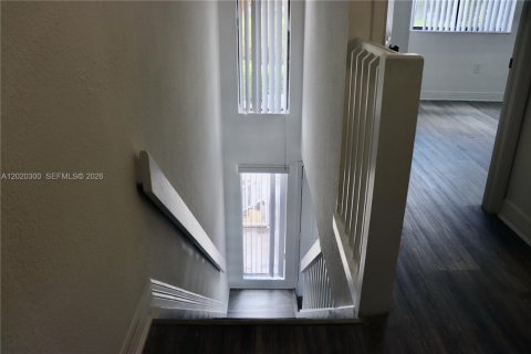Adosado en alquiler en Fort Lauderdale, Florida, 2 dormitorios, 95.88 m2 № 2077640 - foto 17