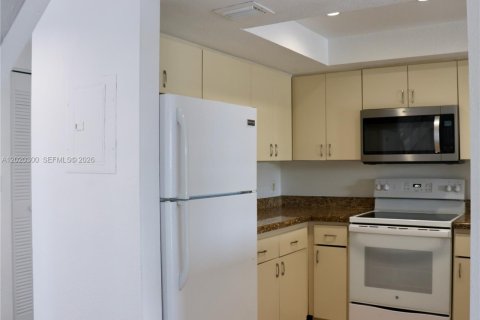 Adosado en alquiler en Fort Lauderdale, Florida, 2 dormitorios, 95.88 m2 № 2077640 - foto 12