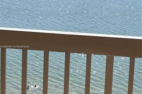 Adosado en alquiler en Fort Lauderdale, Florida, 2 dormitorios, 95.88 m2 № 2077640 - foto 4