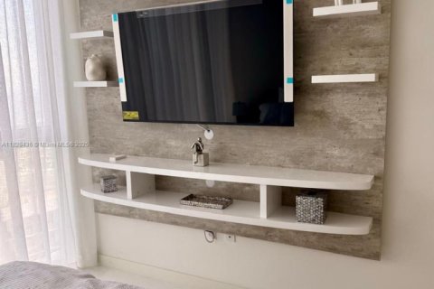 Condominio en venta en Miami, Florida, 2 dormitorios, 133.5 m2 № 1804275 - foto 14