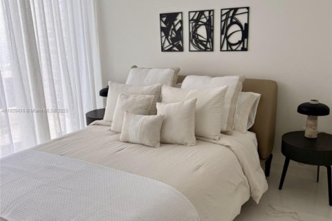 Condominio en venta en Miami, Florida, 2 dormitorios, 133.5 m2 № 1804275 - foto 11