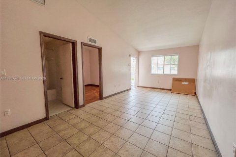 Condominio en venta en Homestead, Florida, 2 dormitorios, 75.72 m2 № 2043898 - foto 4