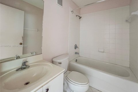 Condominio en venta en Homestead, Florida, 2 dormitorios, 75.72 m2 № 2043898 - foto 17