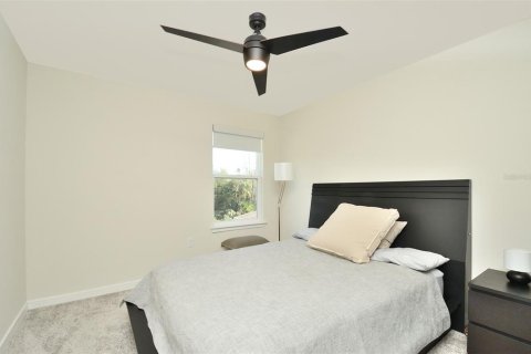 Villa ou maison à vendre à Kissimmee, Floride: 5 chambres, 221.66 m2 № 1439285 - photo 18