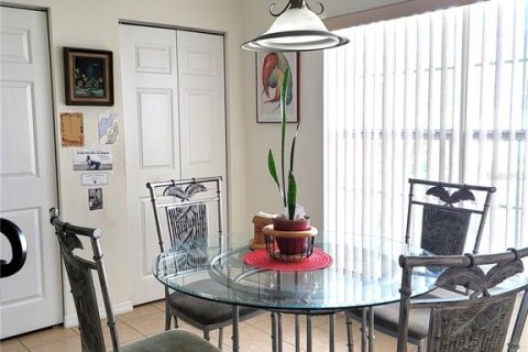 House in Ocala, Florida 3 bedrooms, 199.93 sq.m. № 891066 - photo 30