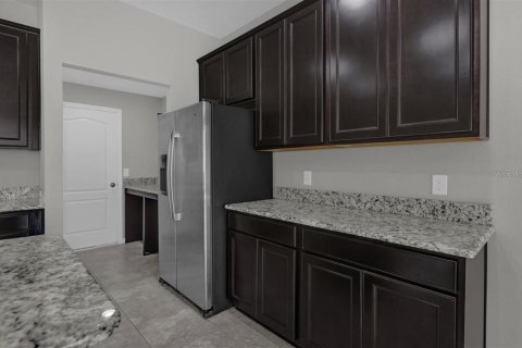 Touwnhouse à louer à Apopka, Floride: 3 chambres, 191.75 m2 № 2413927 - photo 5