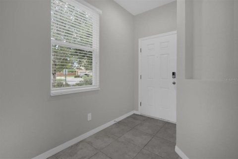 Touwnhouse à louer à Apopka, Floride: 3 chambres, 191.75 m2 № 2413927 - photo 13