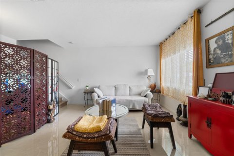 Touwnhouse à louer à Homestead, Floride: 2 chambres, 127.28 m2 № 1818470 - photo 3