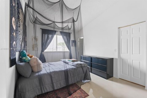 Touwnhouse à louer à Homestead, Floride: 2 chambres, 127.28 m2 № 1818470 - photo 17