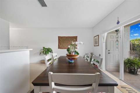 Touwnhouse à louer à Homestead, Floride: 2 chambres, 127.28 m2 № 1818470 - photo 11
