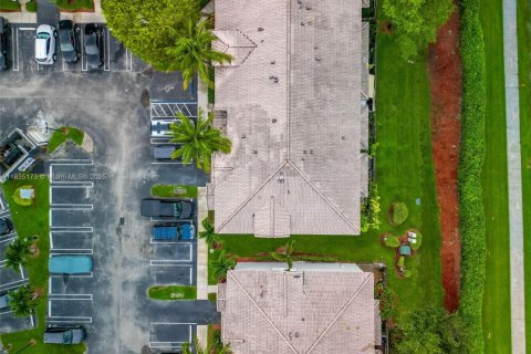 Touwnhouse à louer à Homestead, Floride: 2 chambres, 127.28 m2 № 1818470 - photo 23