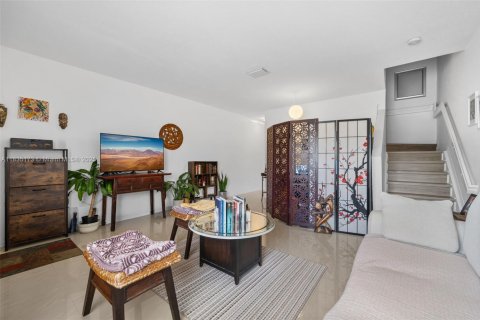 Touwnhouse à louer à Homestead, Floride: 2 chambres, 127.28 m2 № 1818470 - photo 6