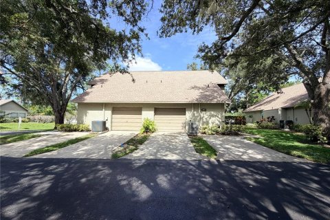 House in Clearwater, Florida 2 bedrooms, 125.88 sq.m. № 2196270