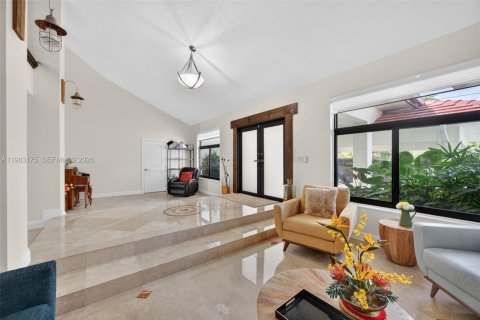 Купить виллу или дом в Майами, Флорида 4 спальни, 366.5м2, № 2049766 - фото 6