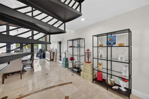 Купить виллу или дом в Майами, Флорида 4 спальни, 366.5м2, № 2049766 - фото 10