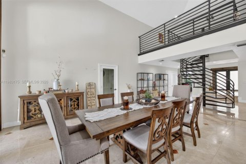 Купить виллу или дом в Майами, Флорида 4 спальни, 366.5м2, № 2049766 - фото 14